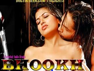 Uma desobediente garota indiana fica selvagem e safada em um vídeo erótico.